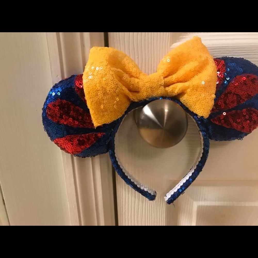 Sequin Snow White Disney Mickey ears!